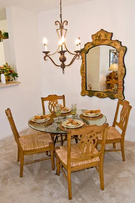 mirrors in dining room