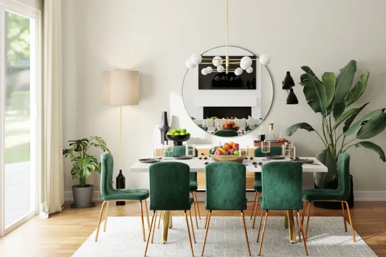 How to Decorate with Mirrors in the Dining Room